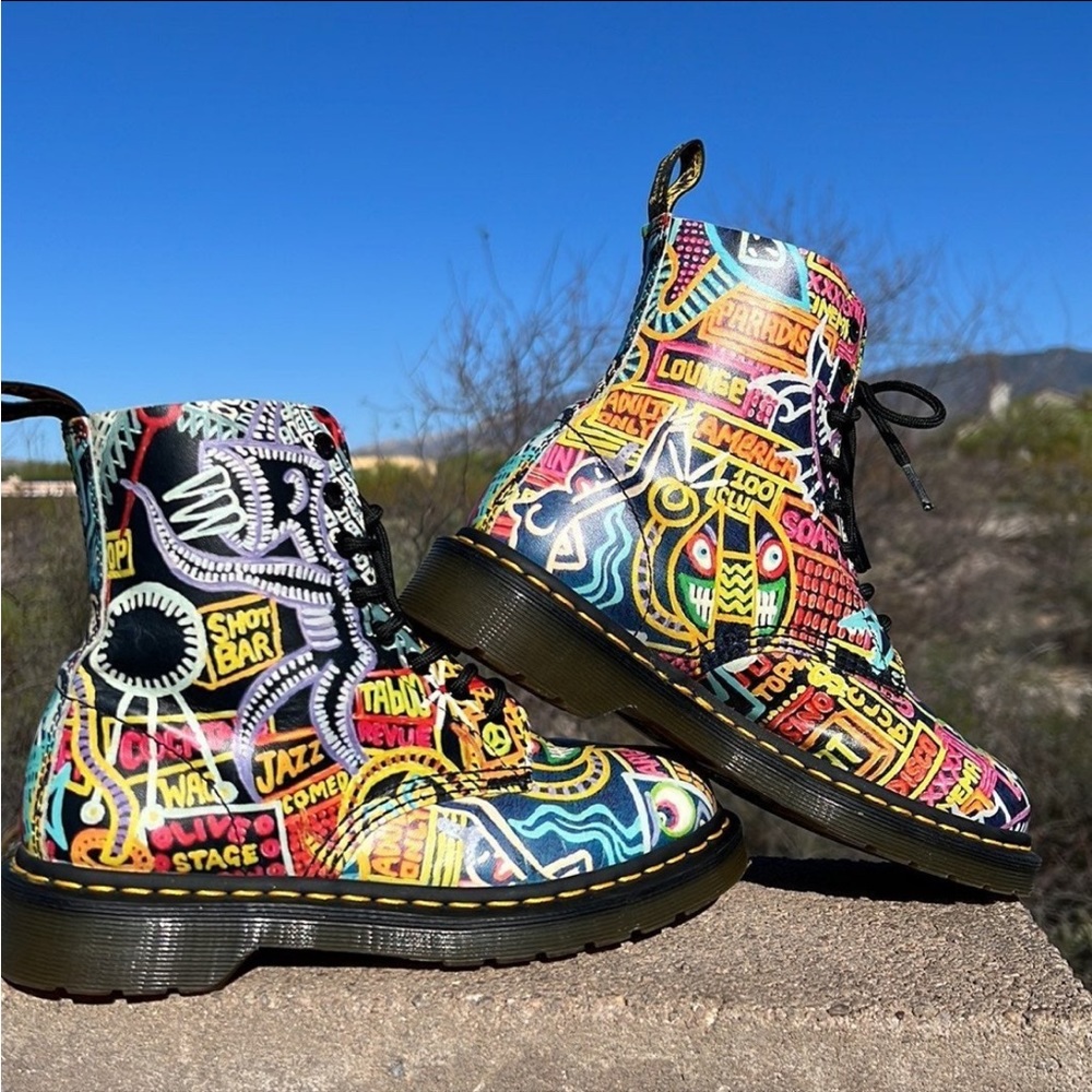 Dr. Martens x Mark Wigan KABOOM GRAFFITI Pascal Boots - Picture 5 of 17